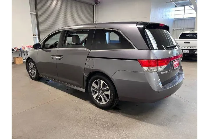 $17961 : Honda Odyssey 2015 image 5