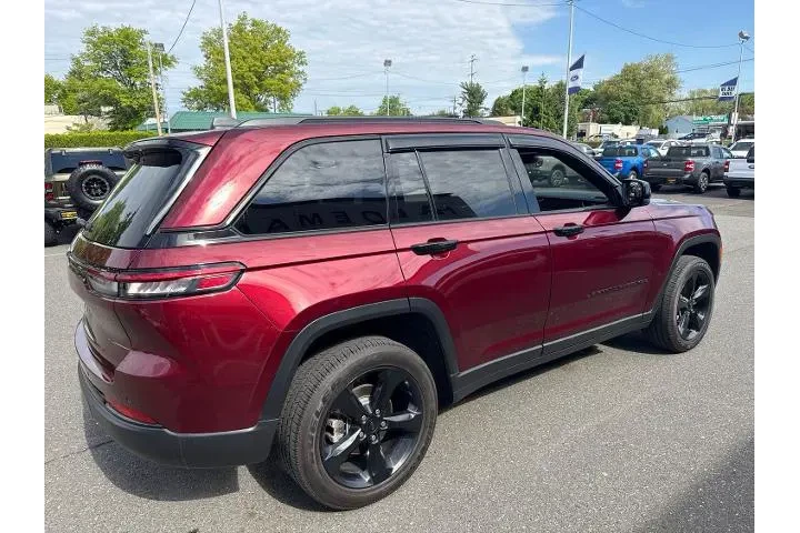 $36500 : Jeep Grand Cherokee 2024 4x4 image 7