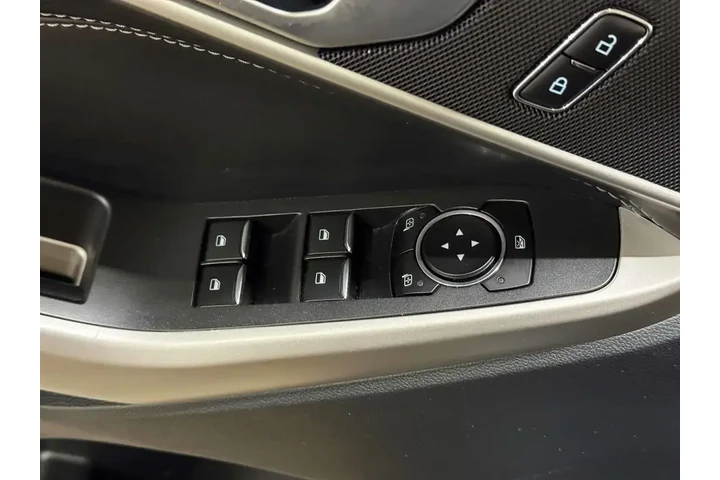 $29995 : Ford Explorer 2022 AWD XLT 4 image 8