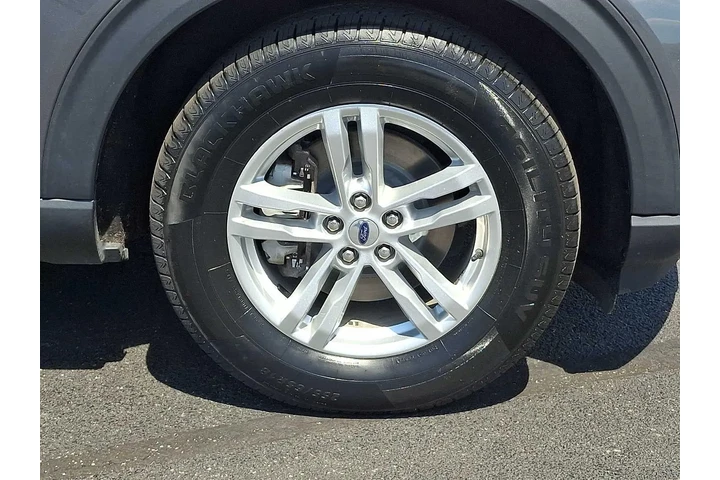 $32000 : Ford Explorer 2023 AWD XLT 4 image 8