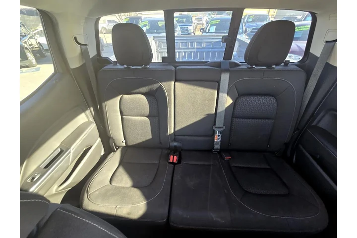 $15995 : 2018 GMC Canyon SLE Crew Cab image 10