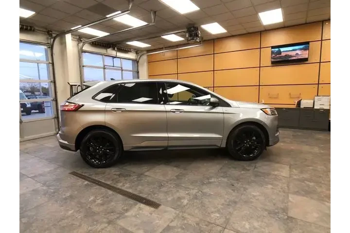 $29222 : Ford Edge 2022 AWD SEL 4dr C image 8