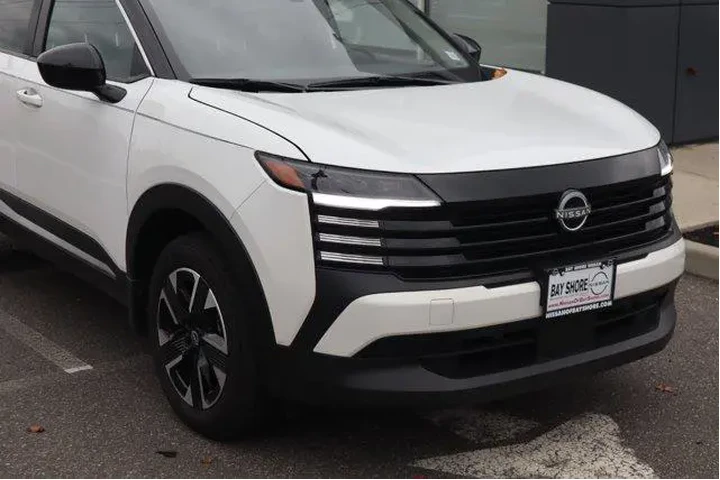 $21222 : Nissan Kicks 2025 AWD SV 4dr image 4