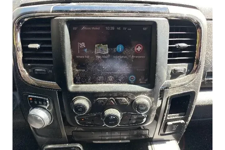 $16490 : Ram 1500 2017 4x2 Sport 4dr image 9