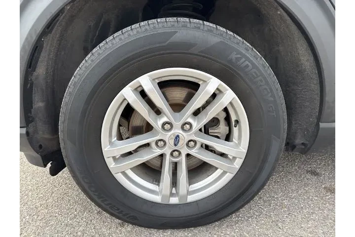 $33000 : Ford Explorer 2023 AWD XLT 4 image 5