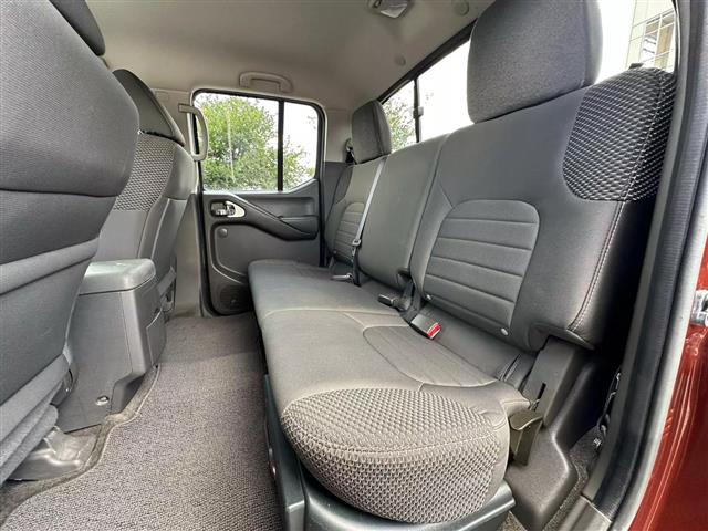 $18750 : 2017 NISSAN FRONTIER CREW CAB image 1