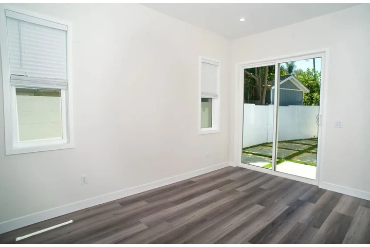 $2500 : 3Bed/2Bath in Koreatown LA image 7