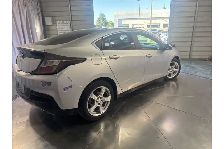 $16999 : Chevrolet Volt 2017 LT 4dr H image 5