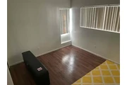 Cuarto en reseda