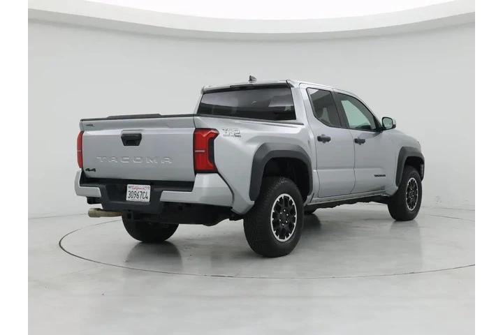 $39998 : Toyota Tacoma 2025 4x4 SR5 4 image 8