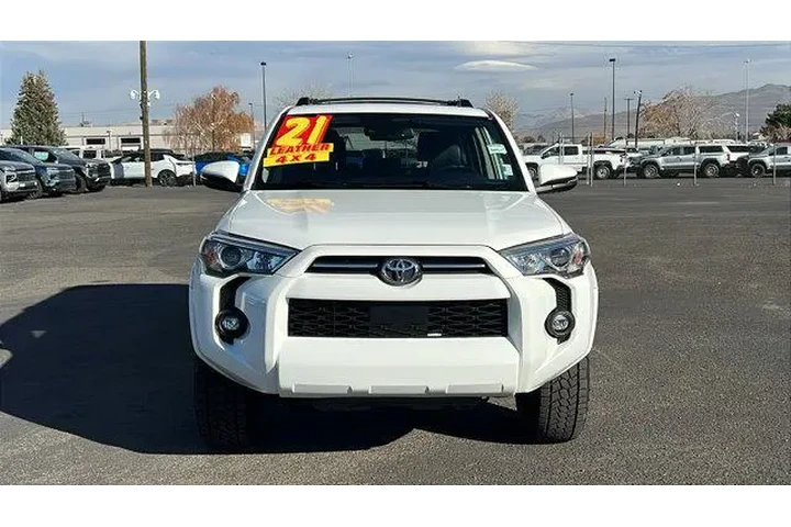 $38984 : Toyota 4Runner 2021 4x4 SR5 image 2