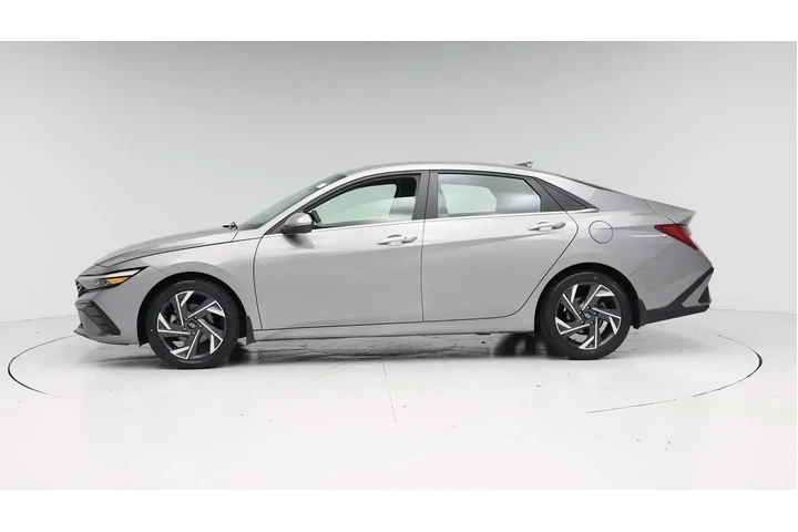 $21998 : Hyundai ELANTRA 2024 SEL 4dr image 3
