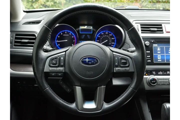 $13000 : Subaru Legacy 2017 AWD 2.5i image 7