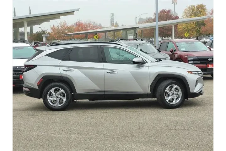 $19895 : Hyundai TUCSON 2022 SEL 4dr image 4