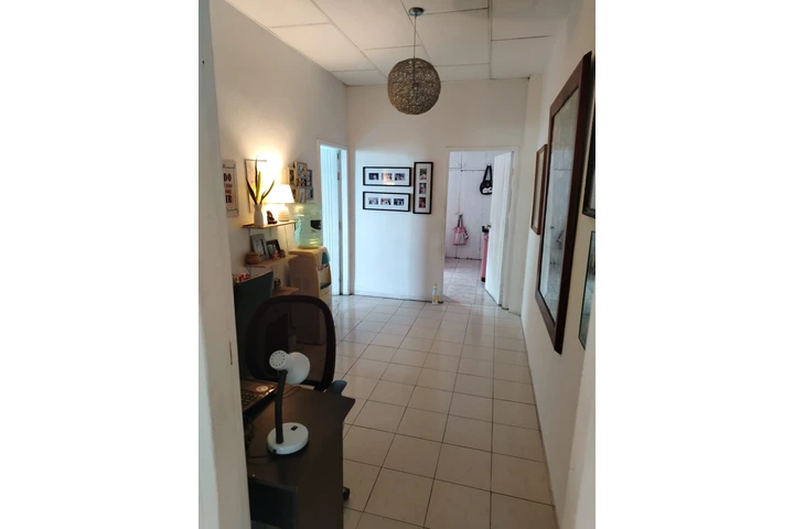 $135000 : Departamento grande  vendo image 3