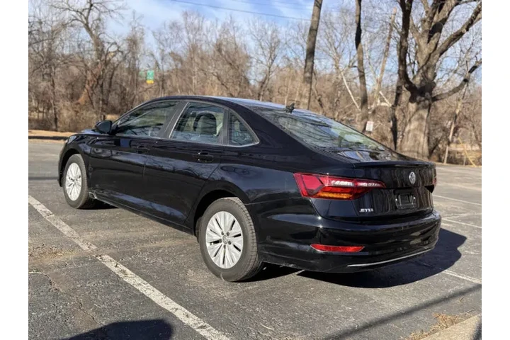 $8999 : 2019 Jetta SE image 5