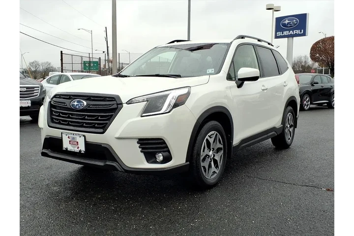 $27900 : Subaru Forester 2024 AWD Pre image 3
