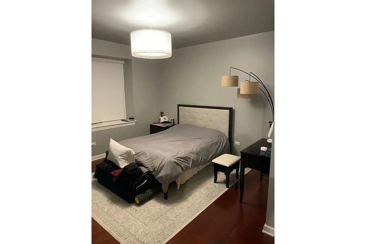 $1800 : Two Bedroom Apartment For Rent image 3