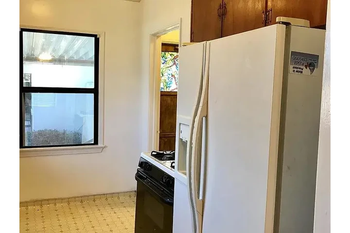 $900 : Hermosa casa de 3 dormitorios image 7