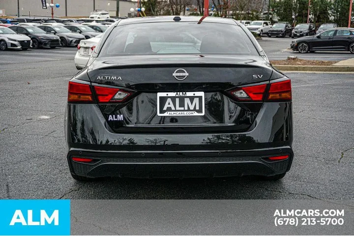 $17420 : Nissan Altima 2024 2.5 SV 4d image 9
