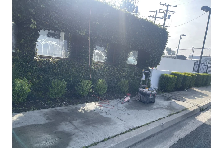 Limpieza de graffitis image 2