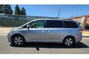 $4000 : Vendo Toyota Sienna thumbnail