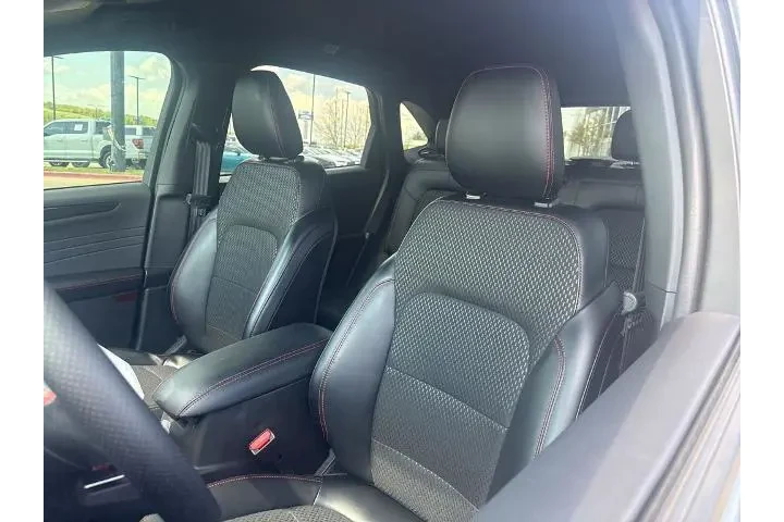 $24795 : Ford Escape 2024 ST-Line 4dr image 8