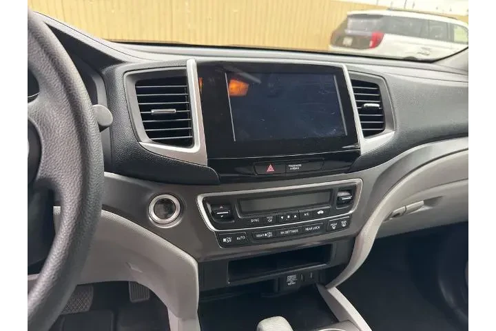 $20785 : Honda Pilot 2017 EX 4dr SUV image 8