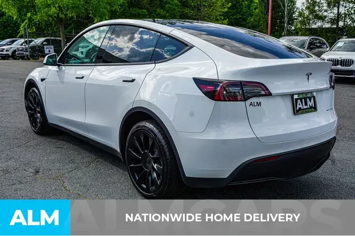 $31920 : Tesla Model Y 2023 AWD Long image 5