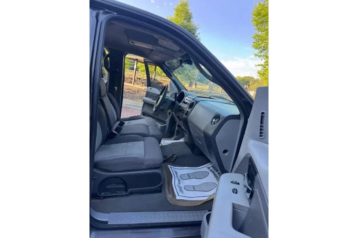 $4500 : 2006 F-150 XLT image 6