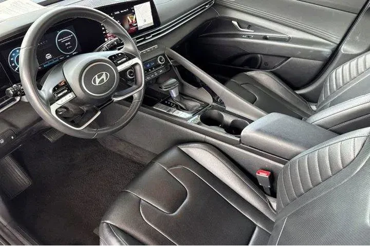 $24983 : Hyundai ELANTRA Hybrid 2025 image 7