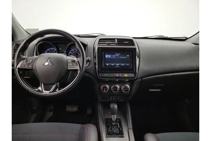 $16998 : Mitsubishi Outlander Sport 2 image 9