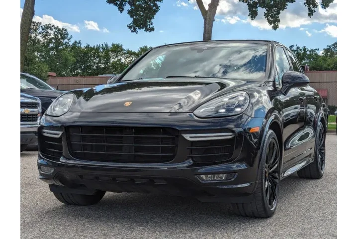$55970 : 2016 Cayenne Turbo S image 8