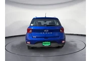 $21509 : Hyundai VENUE 2025 SEL 4dr C thumbnail