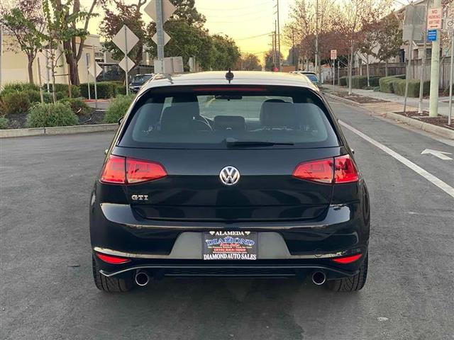 $14988 : 2015 Golf GTI SE image 7