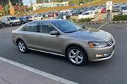 $9990 : Volkswagen Passat 1.8T Limite thumbnail