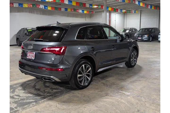 $27844 : Audi Q5 2024 AWD quattro S l image 3
