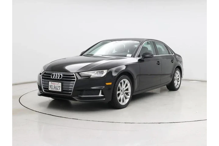$17998 : Audi A4 2019 Titanium 40 TFS image 4