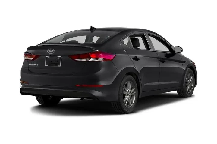 $9897 : Hyundai ELANTRA 2017 SE 4dr image 3