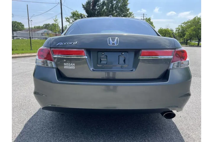 $8900 : 2011 Accord EX-L image 7