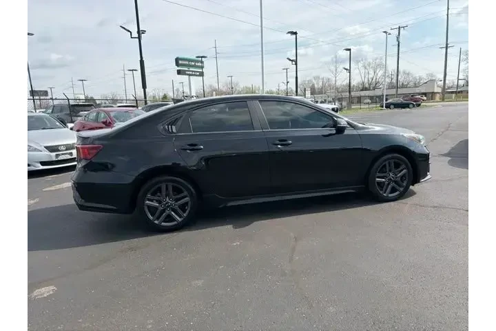 $17980 : Kia Forte 2020 GT Line 4dr S image 6