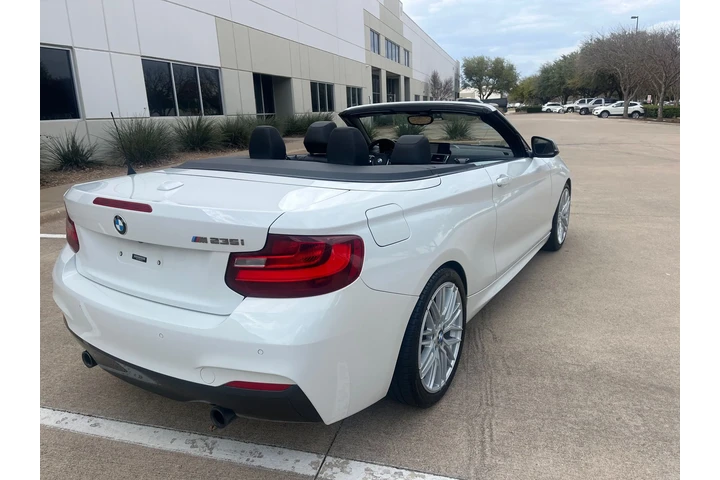 $18995 : 2016 BMW M235i image 9