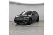 $23998 : Volkswagen Tiguan 2024 SE 4d thumbnail