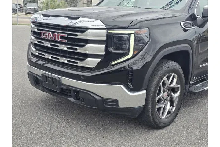 $38999 : GMC Sierra 1500 2022 4x4 SLE image 10