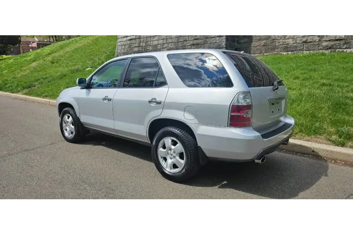 $5895 : 2005 MDX image 5