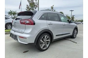 $16760 : Kia Niro 2019 Touring 4dr Cr thumbnail