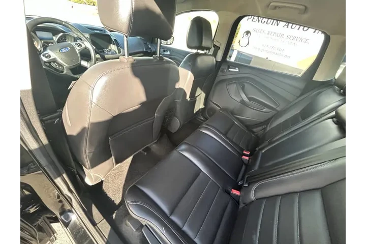 $7990 : 2016 Escape Titanium image 10