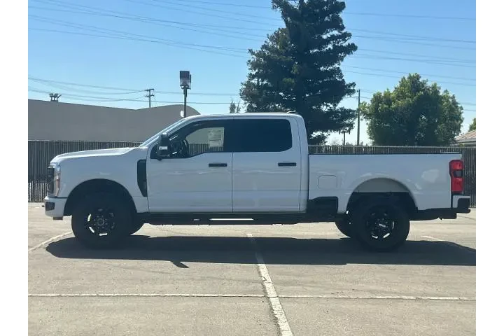 $38870 : Ford F-250 Super Duty 2023 4 image 6