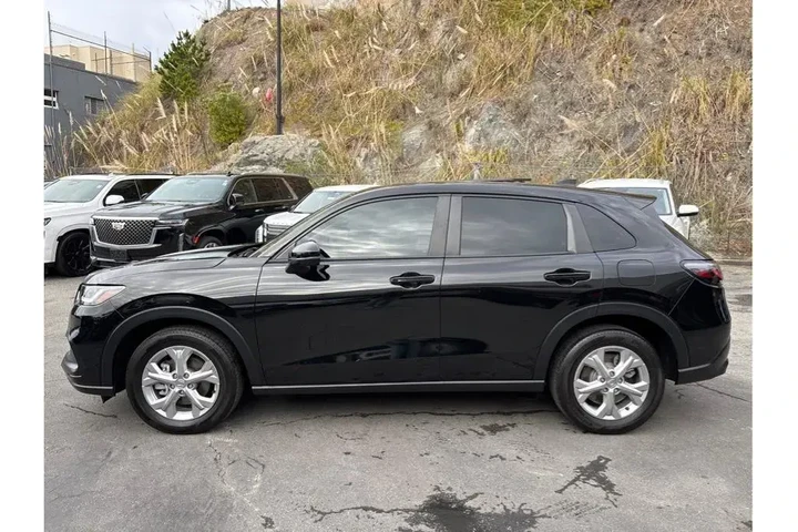$24388 : Honda HR-V 2024 AWD LX 4dr C image 4
