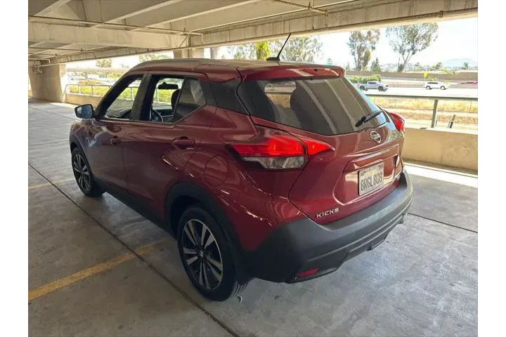 $14995 : Nissan Kicks 2019 SV 4dr Cro image 2